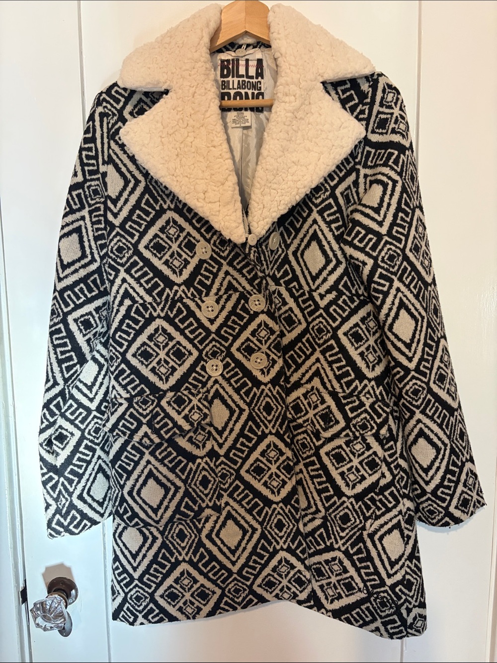 Billabong Black & Cream Geometric Sherpa-Collar Coat